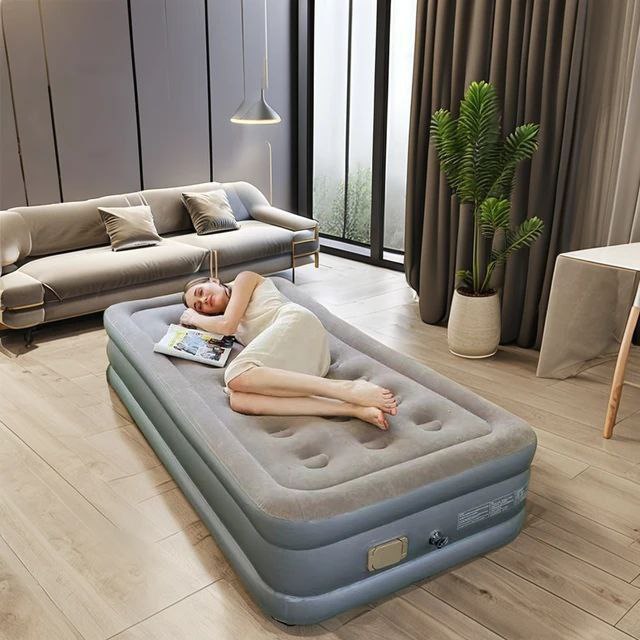 Automatic Inflatable Bed image 1
